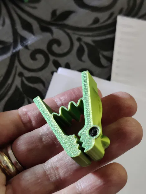 Kẹp Giấy Hình Tắc Kè "Chameleon Clip" - Image 2