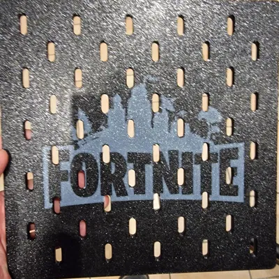 Logo Fortnite IKEA Skadis Lochbrett 220*220mm