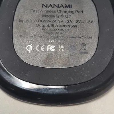 Đế Đứng Sạc Không Dây Cho Điện Thoại