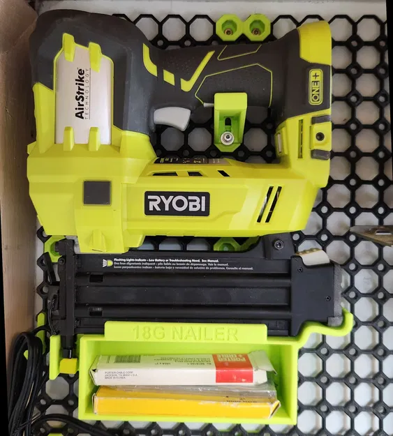 Giá Đỡ Máy Bắn Đinh Ryobi 18 Gauge cho Multiboard - Image 1