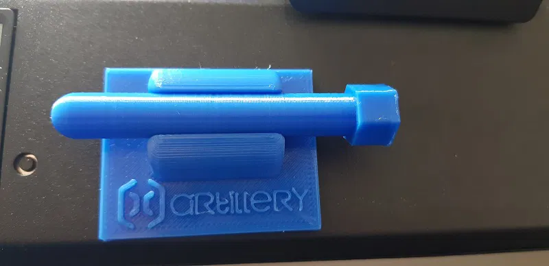 Giá đỡ bút cảm ứng nam châm Artillery - Image 1