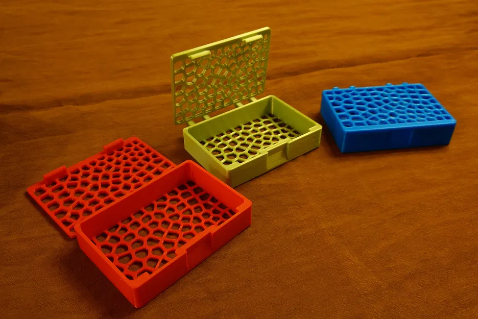 Hộp với họa tiết Voronoi - Image 3