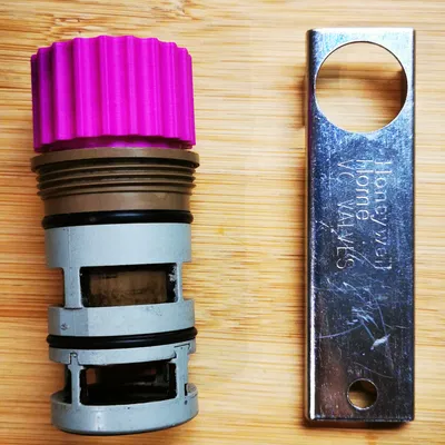 Dụng cụ mở van cartridge VC Honeywell