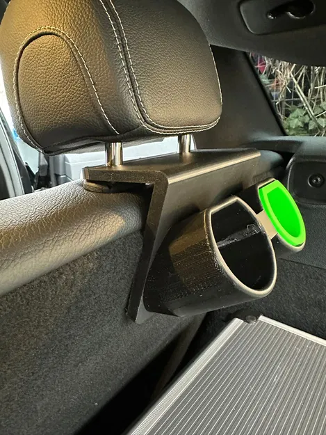 Giá đỡ cáp sạc Type 2 Gắn Gối Đầu Cho Mercedes - Image 2