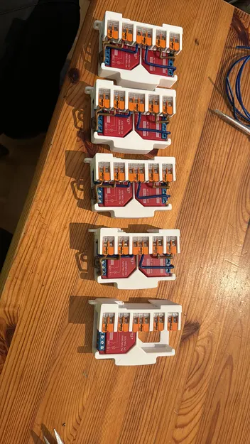 Giá đỡ Ray DIN Shelly Plus / Wago - Image 1