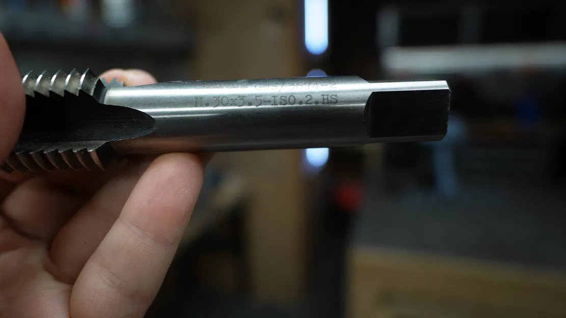 The Widow Maker - Búa Tạo Nỗi Ám Ảnh - Image 15