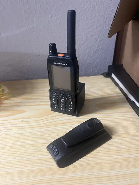 Giá đỡ thụ động Motorola MXP600 (cho pin hẹp và rộng) - Image 2