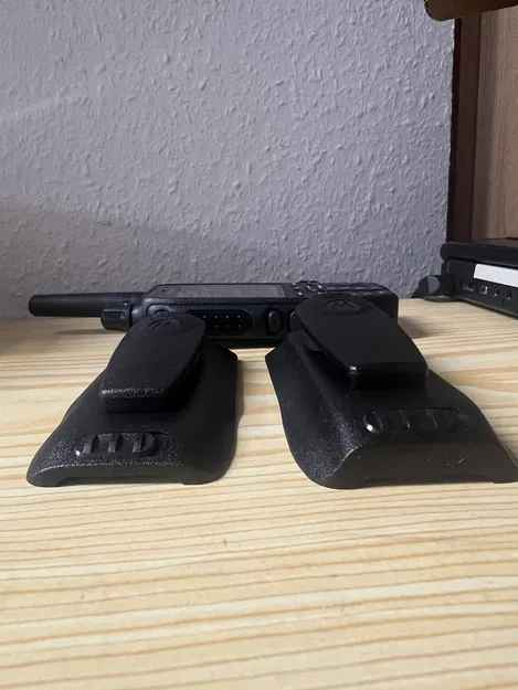 Giá đỡ thụ động Motorola MXP600 (cho pin hẹp và rộng) - Image 4