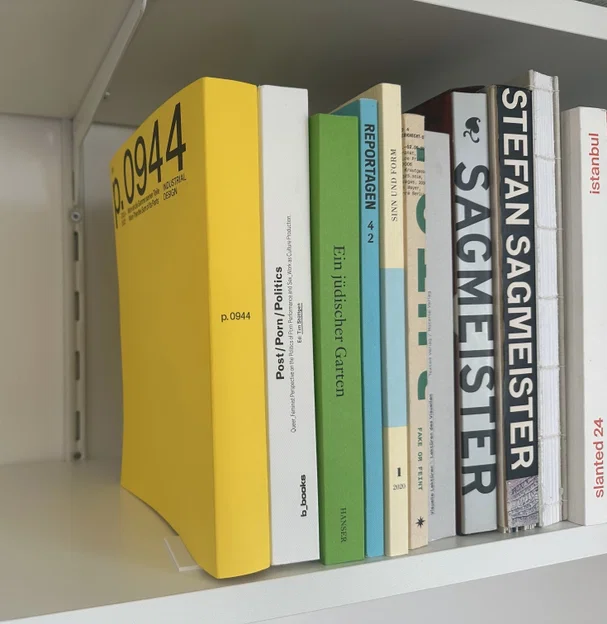 Chân Đế Sách Vô Hình (Bookstand hoặc Bookend) - Image 1