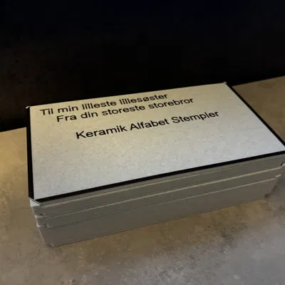 Khuôn dấu chữ cái làm gốm