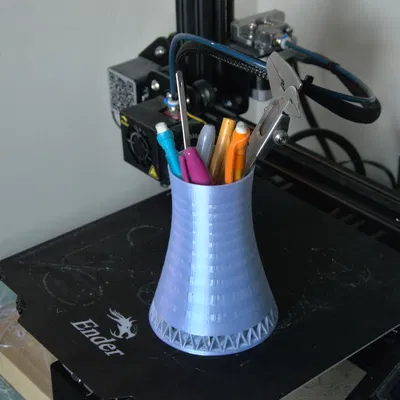 Hộp Cắm Bút Tháp Giải Nhiệt