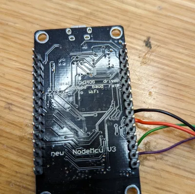 Vỏ cho ESP8266 và Cảm biến CO2 Sensirion SCD30