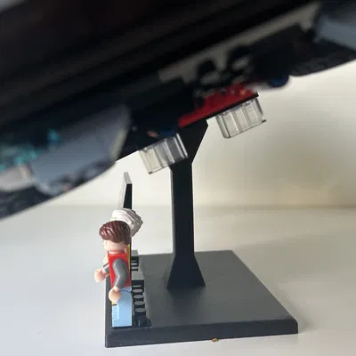 Chân đế Lego DeLorean