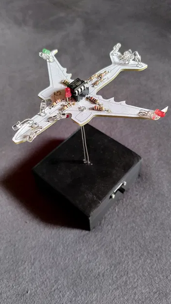 Trang Bị Đèn Máy Bay Arduino Với Attiny85 - Image 3