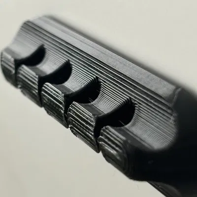 Kẹp giữ cáp USB dẻo [TPU]