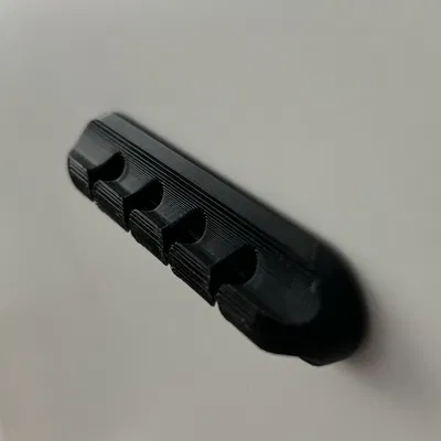 Kẹp giữ cáp USB dẻo [TPU]