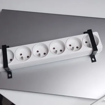 Dụng cụ gắn ổ cắm điện