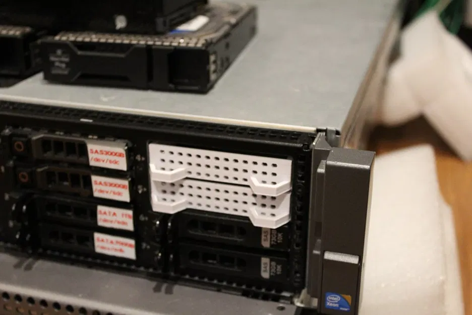 Khay Không Ốc Vít Cho DELL PowerEdge R310, R320, R410, R415, R510, R515, R610, R710, T610, T710 - Image 2