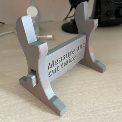 Kake Dao Kẹp (Giá đỡ kiếm cho thước cặp)