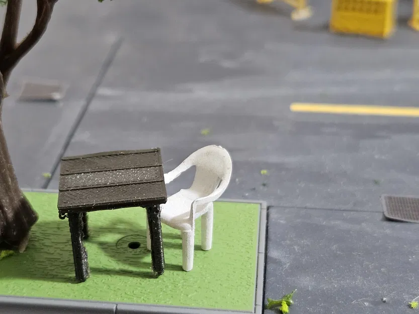 Bàn Nhà Hàng Tỉ Lệ 1/64 - Image 3