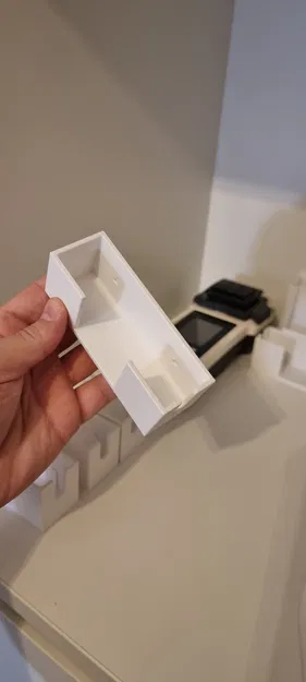 Giá Treo Tường Đèn Pin Đội Đầu LED Lenser - Image 5