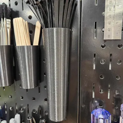 Chặn cốc đa năng cho bảng pegboard Wall Control