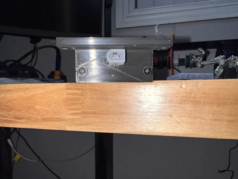 Giá đỡ gắn Bộ chuyển đổi HDMI StarTech VS421HD20 - Image 2