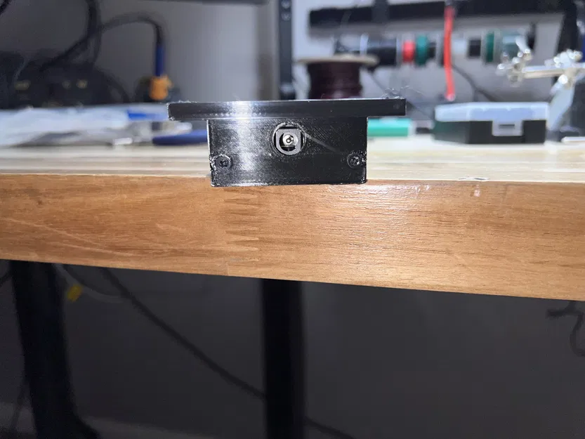 Giá đỡ gắn Bộ chuyển đổi HDMI StarTech VS421HD20 - Image 3