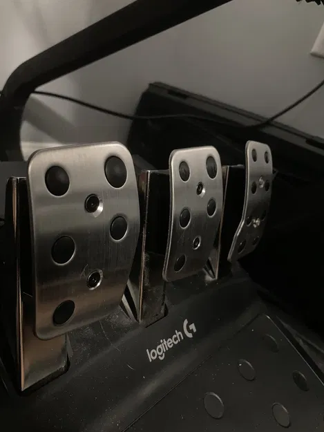 Tấm độn bàn đạp ga Logitech G923 - Image 1