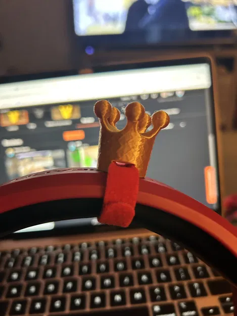 Phụ Kiện Chụp Tai Nghe Gaming Hình Vương Miện - Image 1