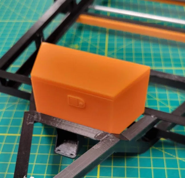 HỘP DỤNG CỤ RƠ-MOÓC TỈ LỆ 1/10 - Image 1