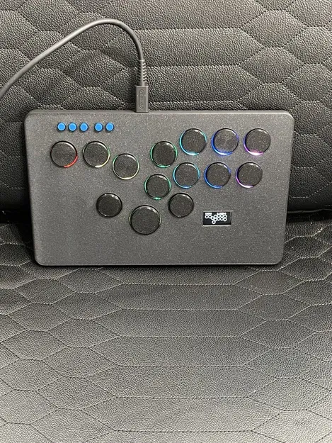 FlatboxP V5 Large Enclosure 6x6 tac switch Có Cheat Buttons & OLED - Image 1