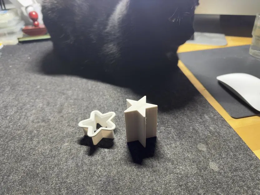 Khuôn cắt bánh quy hình sao quế 5 cánh / Zimtsternausstecher mit 5 Zacken - Image 1