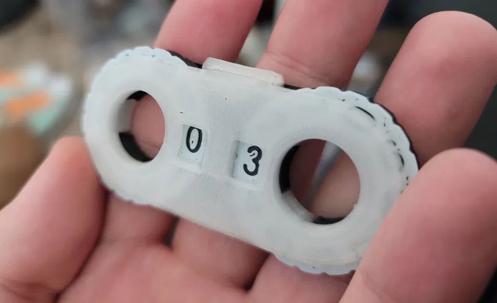 Kẹp Đánh Dấu Xoay Trên Mặt Bàn - Image 2