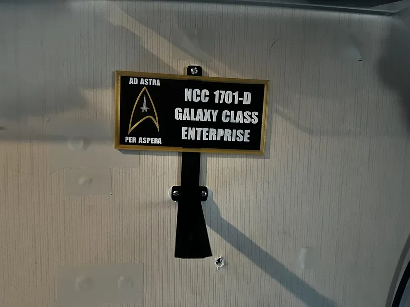 Giá treo tường tàu Enterprise D - Image 2