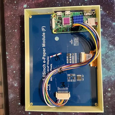 Khung Ảnh 7 Màu 5.65" Waveshare với Pi Zero