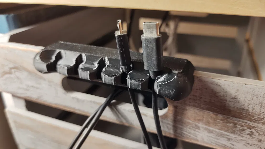 Kẹp Giữ Dây Cáp - Kiểu Kẹp - Image 1