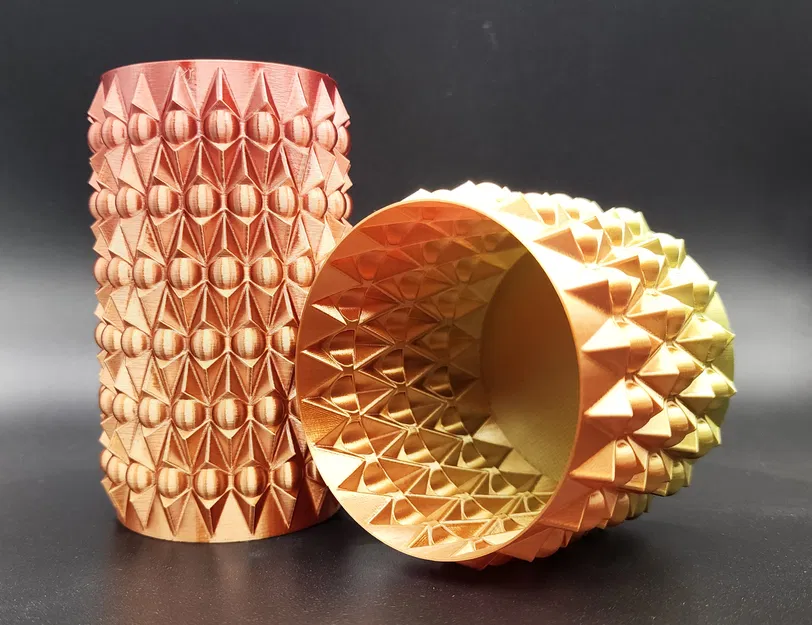 Chậu Hoa Hình Tàu Thăm Dò Alien Kiểu Xoắn Ốc - Image 2