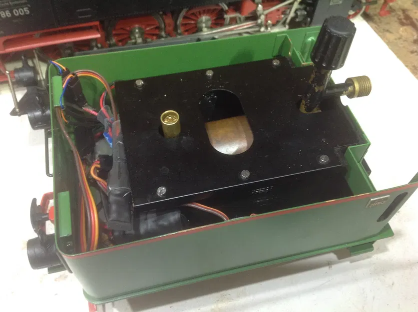 Đầu máy hơi nước LGB/Aster Frank S - Khay thay thế cho bình gas - Image 3