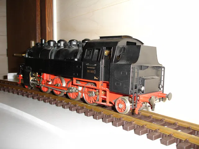 Aster Hobby Japan, Khổ 1 / 1:32 - Hộc Tủ cho Baureihe 86 - Image 2