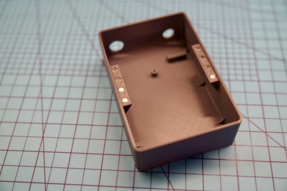 Hộp đựng WLED + ESP32 có nắp nam châm - Image 3