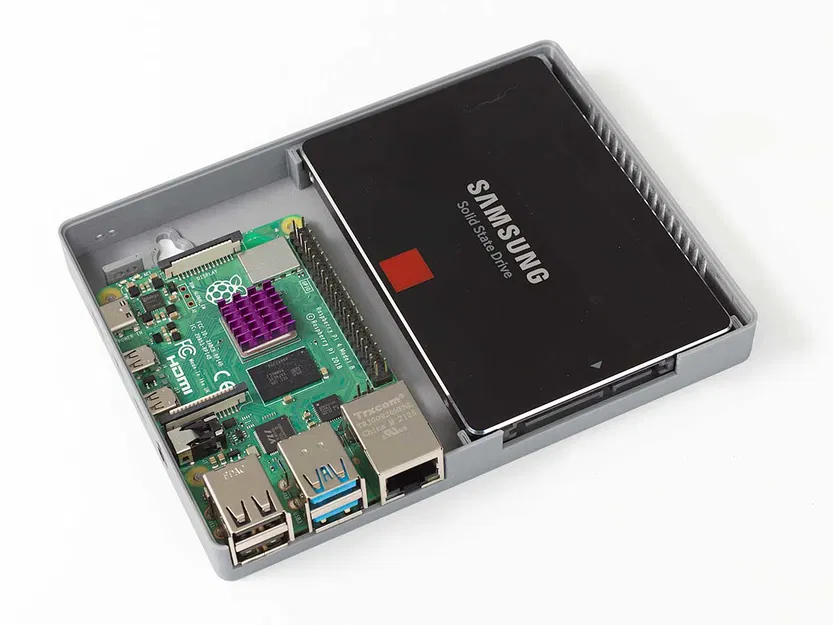 Vỏ Case Pi4 SSD - Image 3
