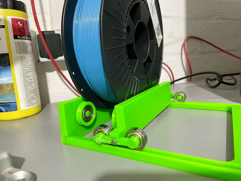 Giá Đỡ / Con Lăn Sợi Nhựa Có Thể Điều Chỉnh - Image 1