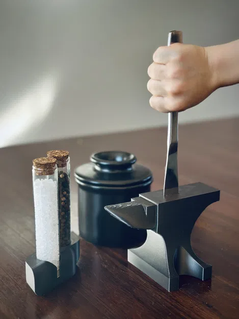 Dao Bơ / Thanh Kiếm Trong Đá - Image 1