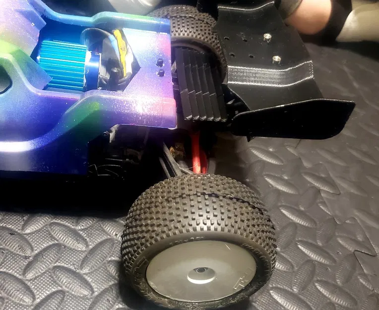 Bộ Chuyển Đổi Trụ Cột Thân Xe - Team Associated Reflex 14T trên Traxxas Mini Revo - Image 2