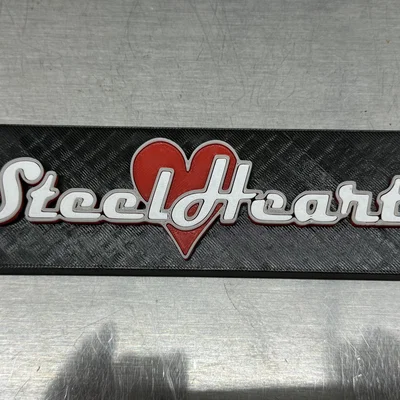 Biển Nhạc Steel Heart Phong Cách Thập Niên 80