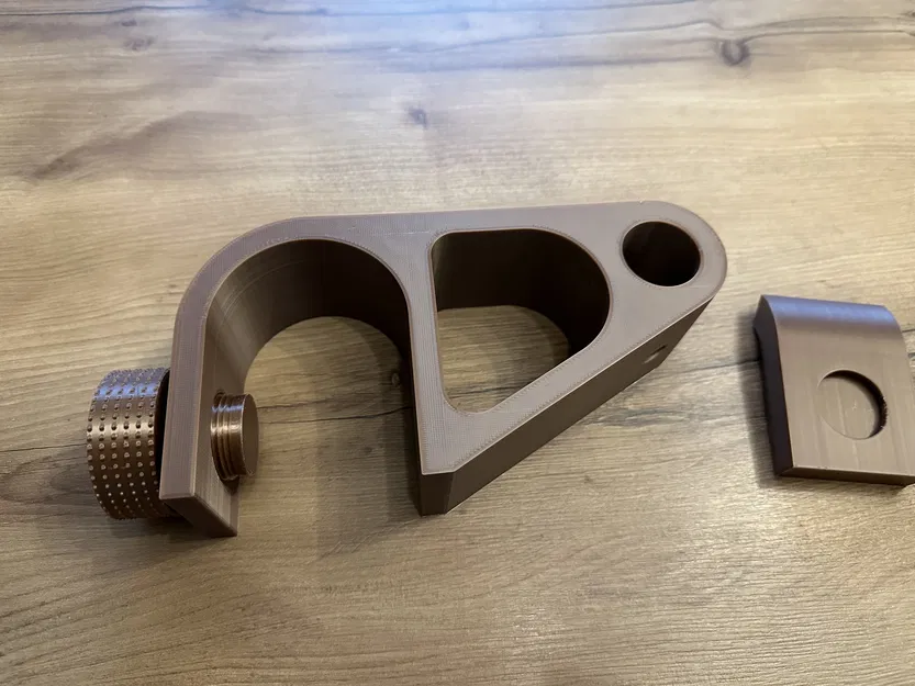 Giá phơi đồ/sào phơi gắn tay vịn cầu thang - Image 5