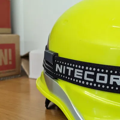 Kẹp Đèn Pin Nón Bảo Hộ