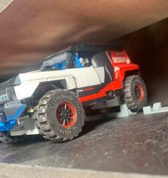 Giá đỡ LEGO Speed Champions - Image 3