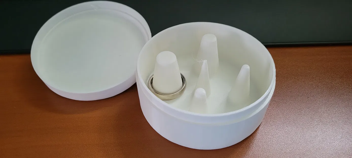 Hộp Đựng Nhẫn Du Lịch - Image 1